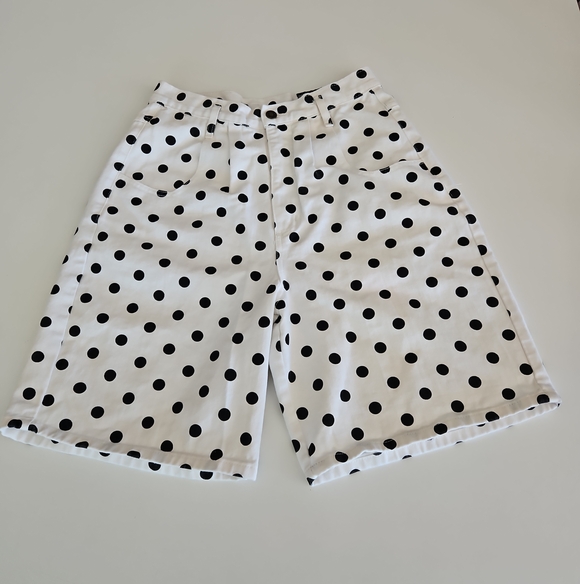 NOT GUILTY USA Pants - NOT GUILTY USA White & Black Polka Dot High-Waist Women’s Bermuda Denim I Shorts